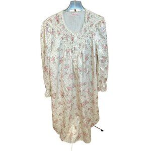 Vintage Chelsea’s Closet Floral Long Sleeved Full Length Nightgown